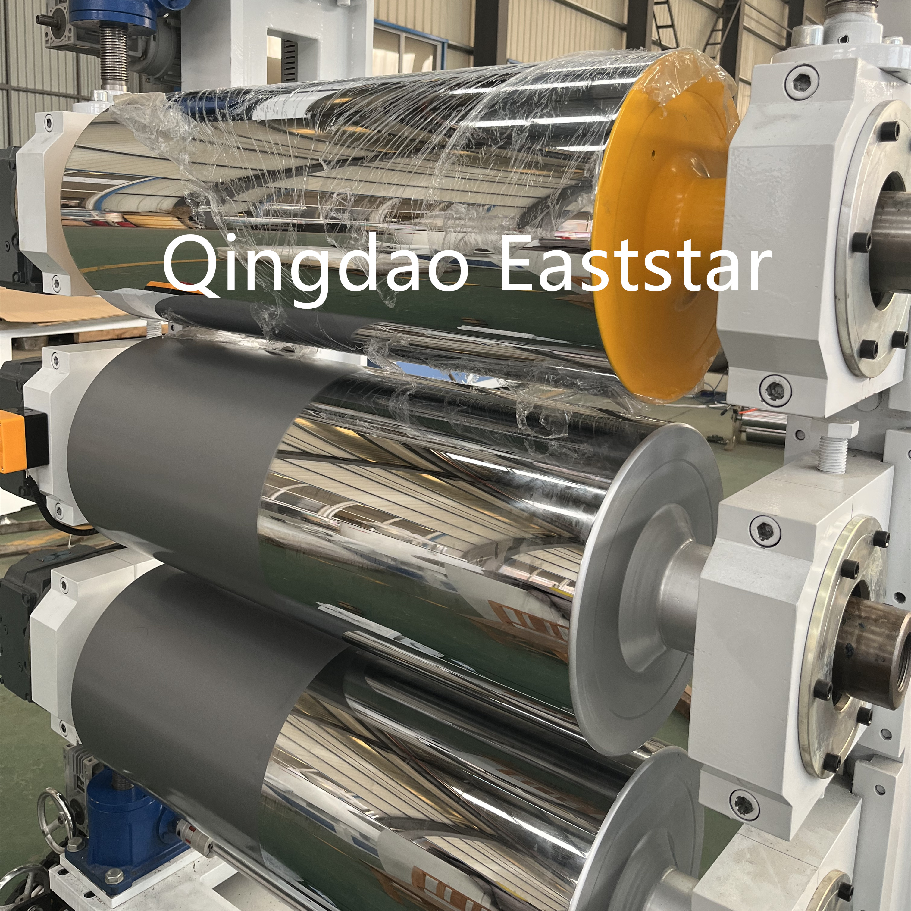 Egygép, többcélú háromgörgős naptár