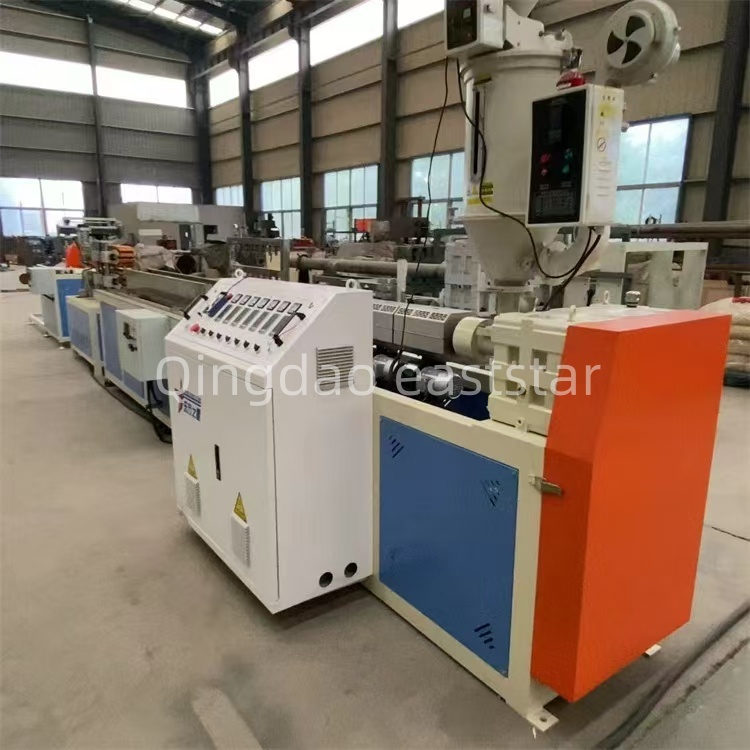 A QINGDAO EASTSTAR befejezi a testreszabott PC/PS/ABS lámpaburkolat gyártósort a török ​​ügyfelek számára, támogatja a világítástechnikai fejlesztést