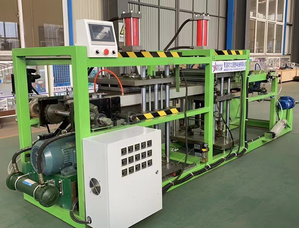 Hogyan lehet a teljesen automatizált palántatálca berendezéssel stabil és hatékony termelést elérni?