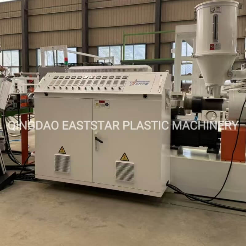 Egy-két PVC profil gyártósor állattenyésztéshez